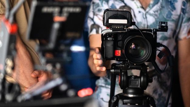 a-professional-camera-on-a-tripod_1268-20723.jpg a-professional-camera-on-a-tripod_1268-20723.jpg